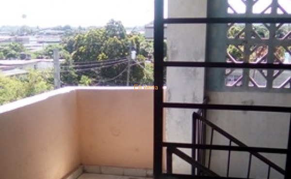 Apartamento en Reina